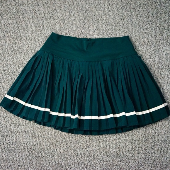 Aerie Dark Green Tennis Skort - Picture 2 of 2